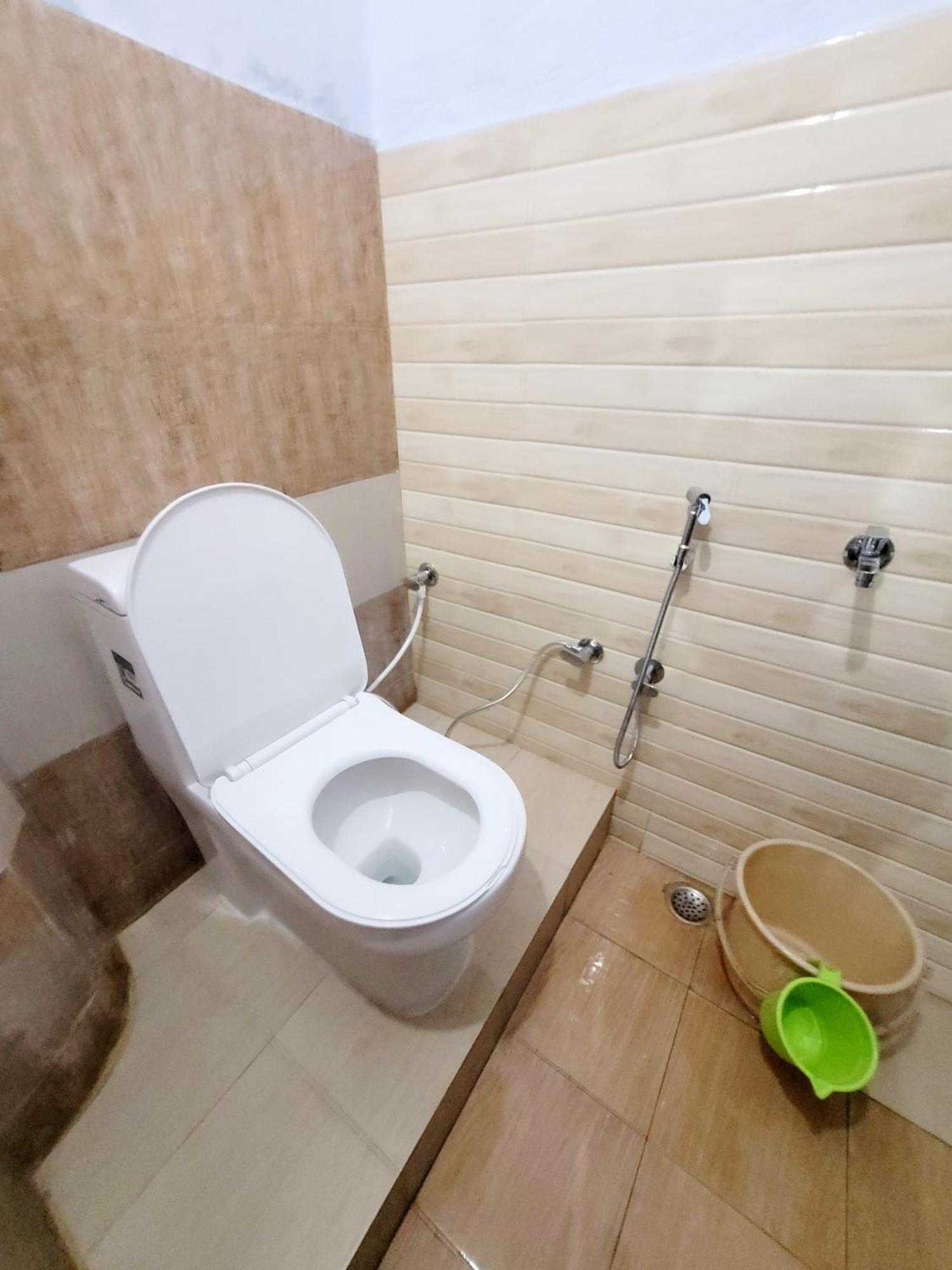 Pushpa Vatika Otel Faizābād Dış mekan fotoğraf