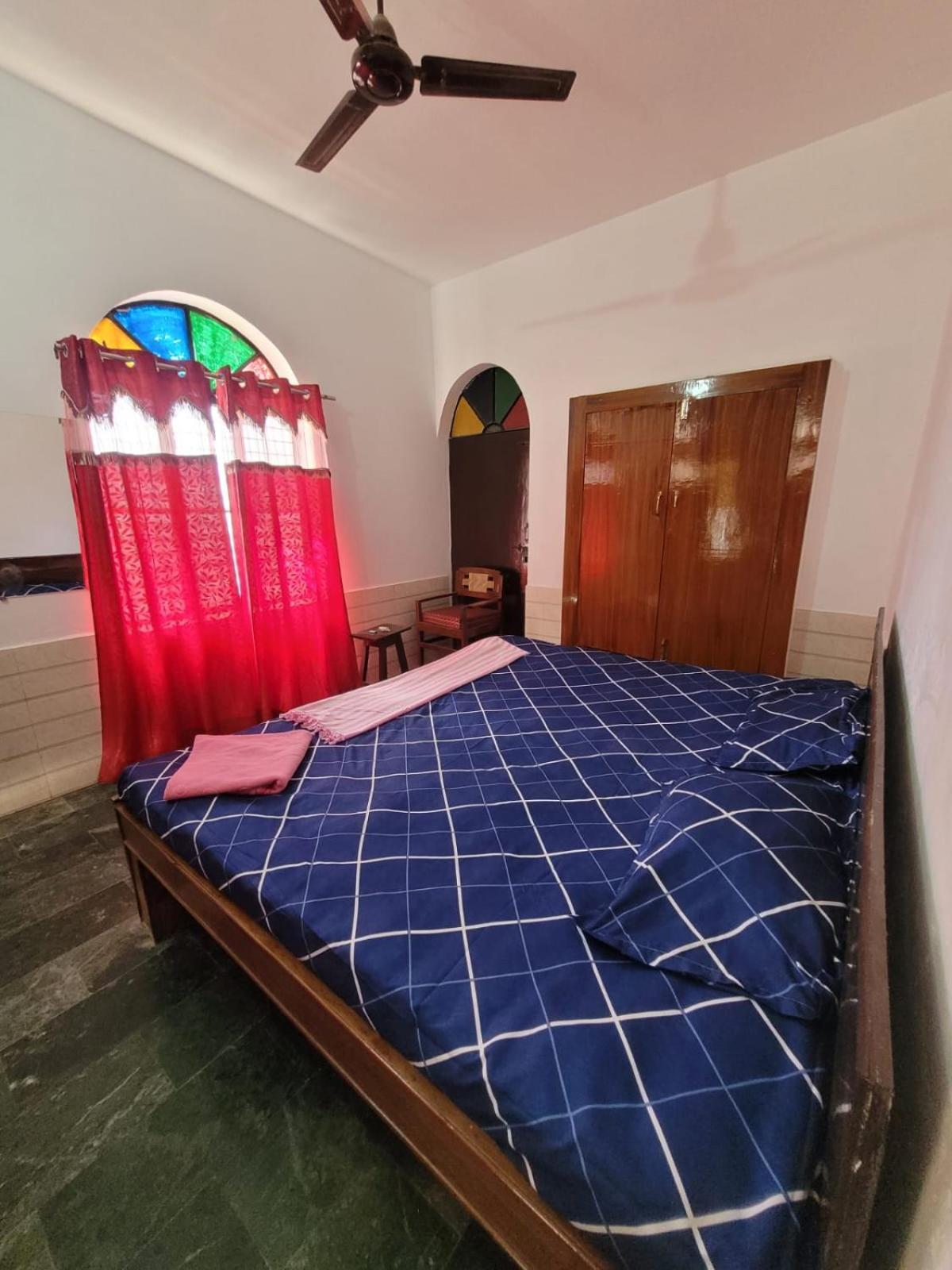 Pushpa Vatika Otel Faizābād Dış mekan fotoğraf